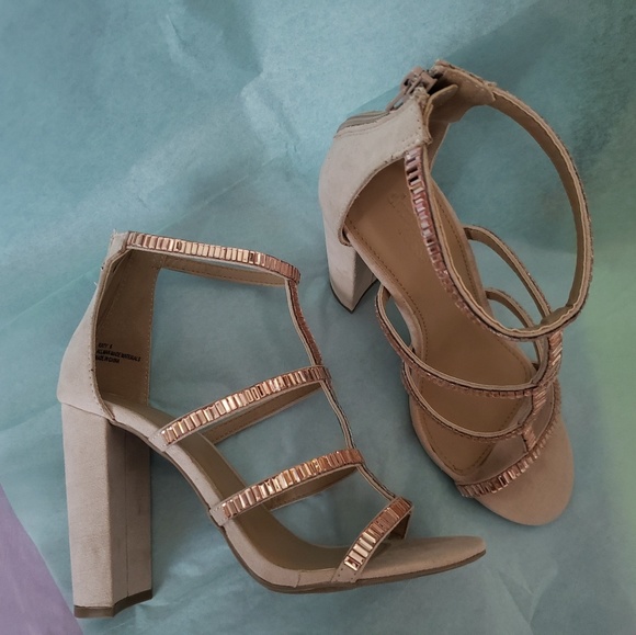 Charlotte Russe Heels - Picture 4 of 7